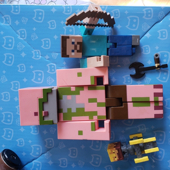 Minecraft Action Figures Set - Picture 1 of 1